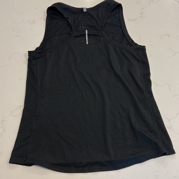 3/$25- NIKE Dry Fit Authentic Womens Miler / Running Dri Fit Sports - Picture 2 of 3